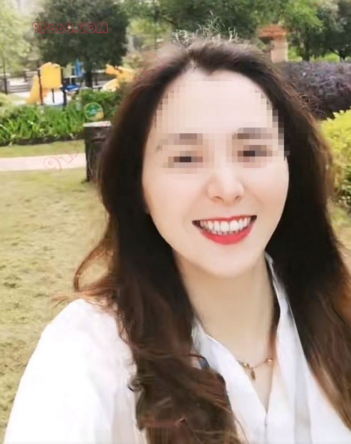 聊聊近距离看别人鸡巴在老婆逼里疯狂进出会不会特别兴奋