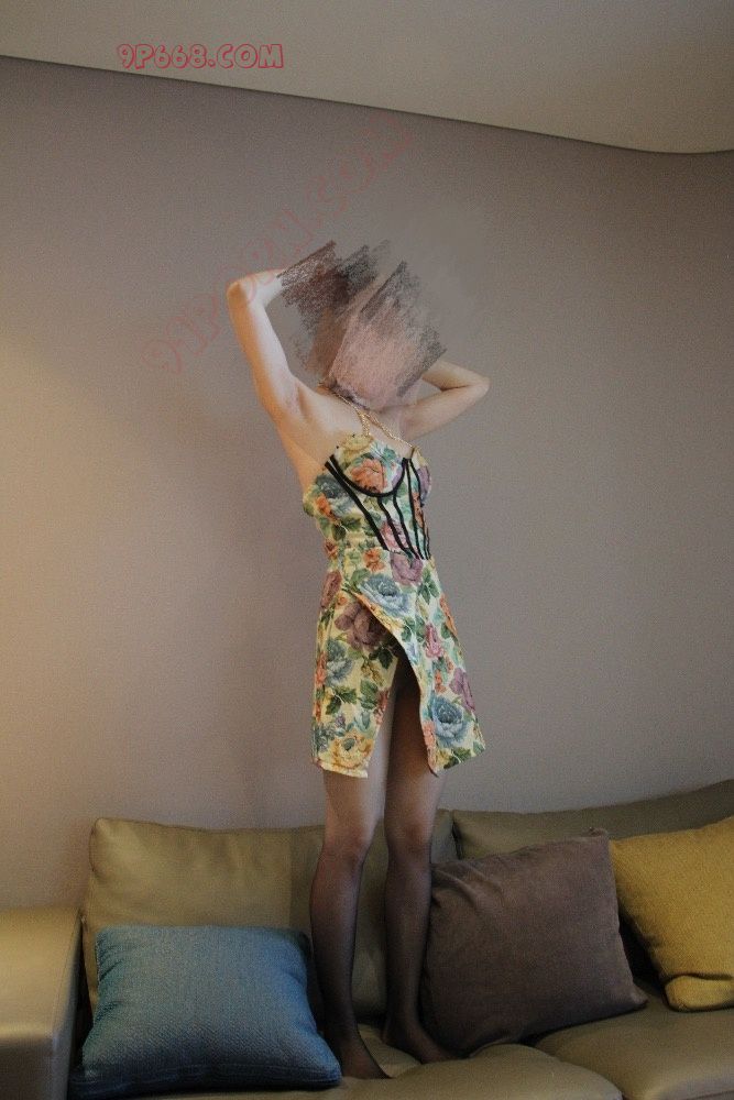 小娇妻与单男弟弟年后迫不及待相约