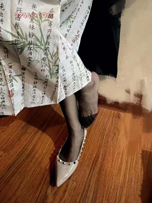 【极品足控】03大二反差学妹