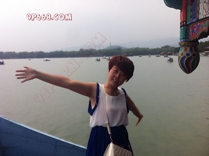 露脸分享爱妻，熟女丝袜脚射屏打印交流