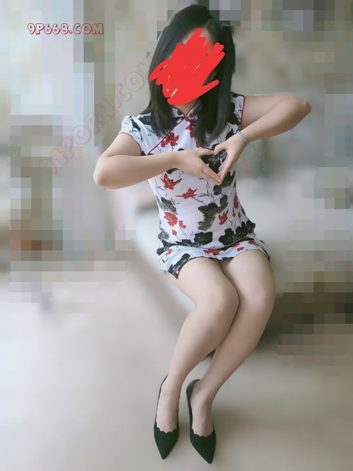 【丝袜博士】多面教师——旗袍少妇+内射粉逼+白嫩大奶