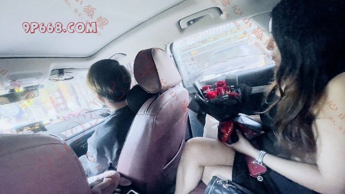 【闽J小狐狸】P69，人前露出，高潮迭起，惊险刺激（上）